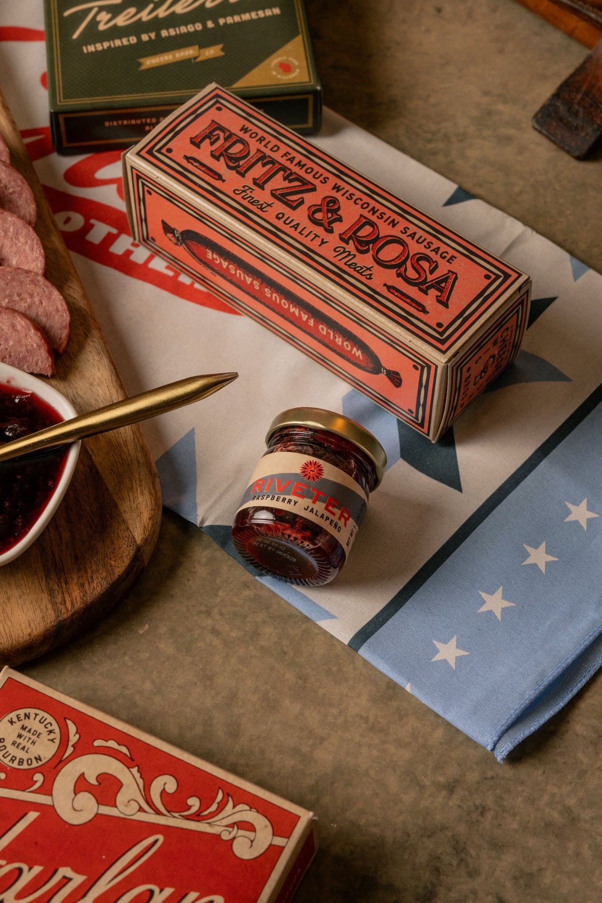 Retro Americana Cheese Gift Tin (+ Bonus 20-Year-Aged Cheddar)